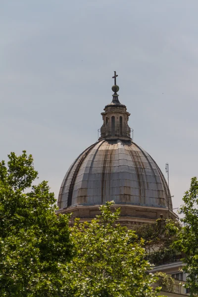 イタリア、ローマ中心地の素晴らしい教会. — ストック写真