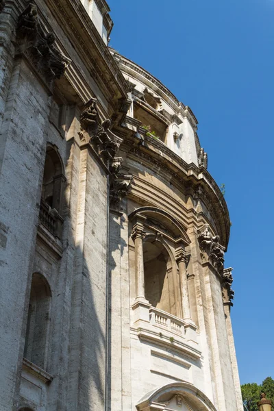 Gran iglesia en el centro de Roma, Italia . —  Fotos de Stock