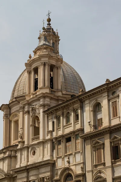 Saint Agnese Agonessa Piazza Navonassa, Roomassa, Italiassa — kuvapankkivalokuva