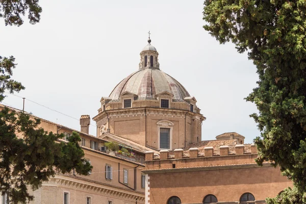 Great church in center of Rome, Italy. — Stock Photo, Image