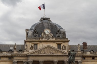 Tarihi bina Paris'te Fransa