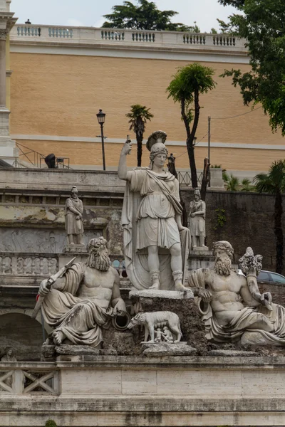 Piazza del Popolo v Římě — Stock fotografie