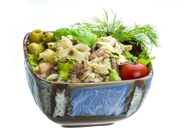 Makkaroni-Salat mit Meeresfrüchten — Stockfoto