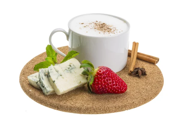 Кофе с сыром и клубникой — стоковое фото
