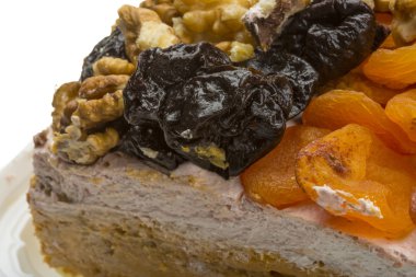 Kuru Kayısı ve fındık kremalı pasta