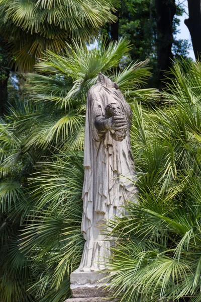 Gran iglesia en el centro de Roma, Italia . —  Fotos de Stock