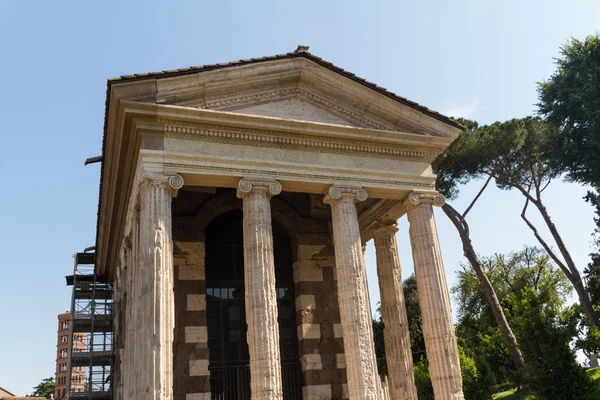 Grande igreja no centro de Roma, Itália . — Fotografia de Stock