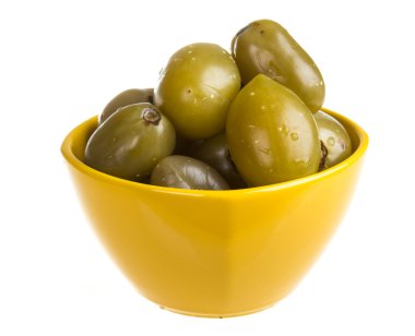 Beyaz arka plan üzerinde izole turşusu domates