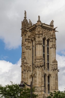 Tarihi bina Paris'te Fransa