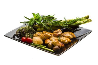 kuşkonmaz, limon, nane ve biberiye ile tarak