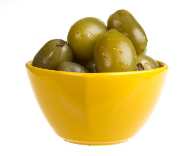 Beyaz arka plan üzerinde izole turşusu domates