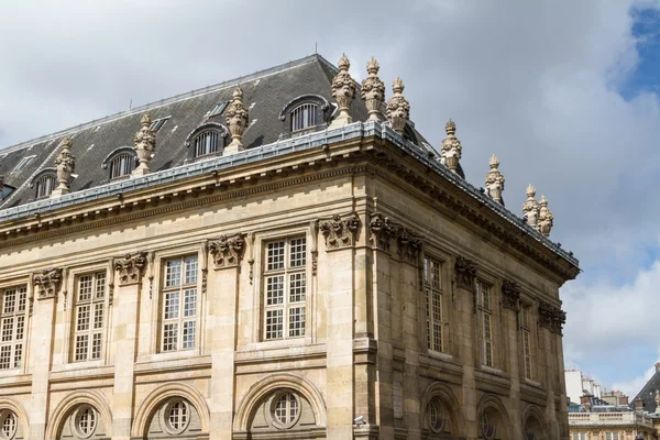 Edificio histórico en París Francia —  Fotos de Stock