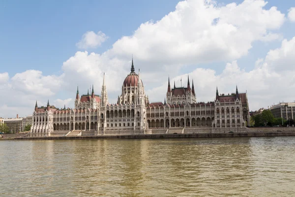 Budapest, l'edificio del Parlamento (Ungheria ) — Foto Stock