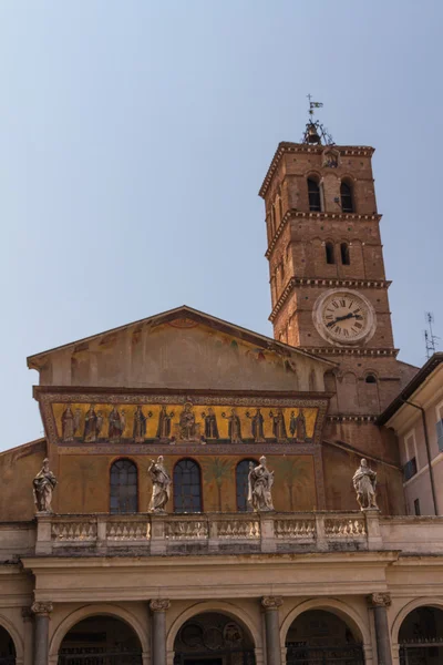 Santa Maria in trastevere, Roma, itália — Fotografia de Stock