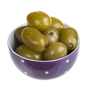 Beyaz arka plan üzerinde izole turşusu domates