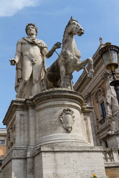 Campidoglio náměstí (piazza del campidoglio) v Římě, Itálie — Stock fotografie