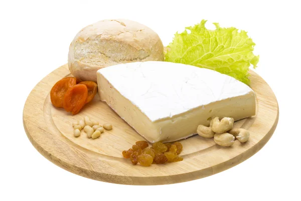 Trozo de queso Brie — Foto de Stock