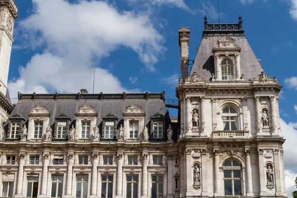 Edificio histórico en París Francia —  Fotos de Stock