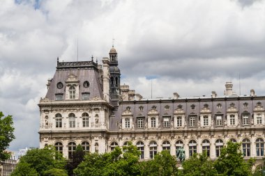 Tarihi bina Paris'te Fransa