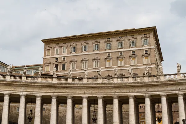 Budovy ve Vatikánu, Svatý stolec v Římě, Itálie. — Stock fotografie