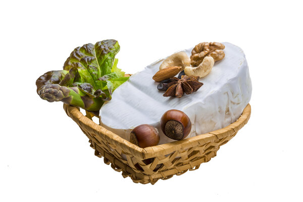 Свежий сыр бри
