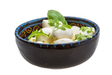 mozzarella otlar ile