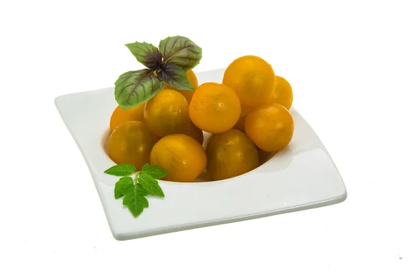 Yellow bright cherry tomato — Stock Photo, Image