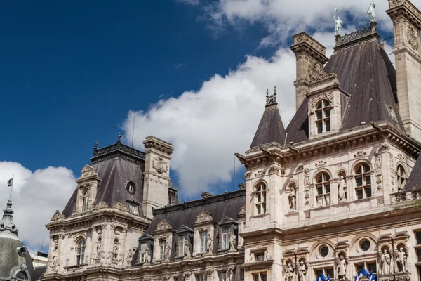 历史建筑在巴黎法国 — 图库照片