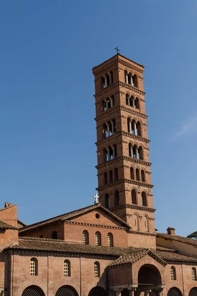 Campanile della basilica dei Santi Giovanni e Paolo a Roma — Foto Stock