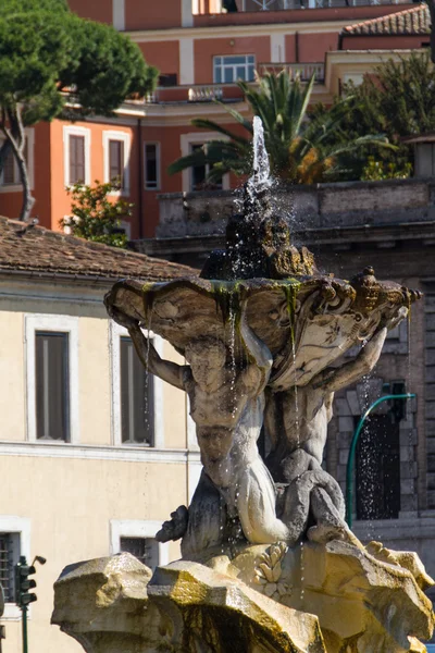 Fontaine et Temple de Vesta, Rome, Italie — Photo