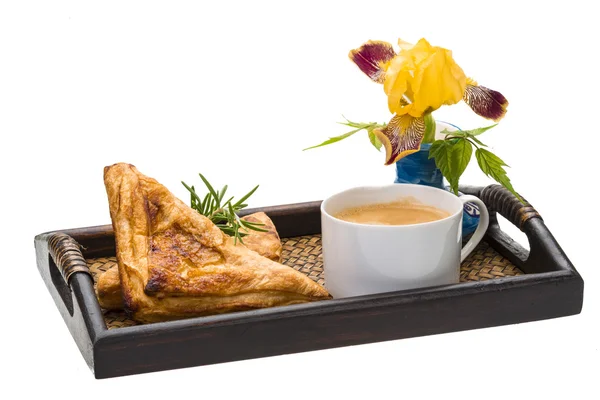 อาหารเช้า - กาแฟและขนมปัง — ภาพถ่ายสต็อก