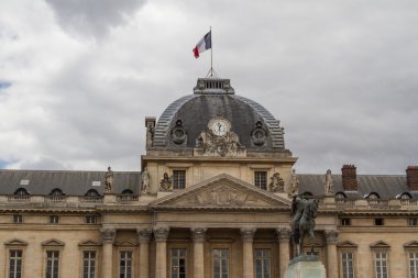 Tarihi bina Paris'te Fransa