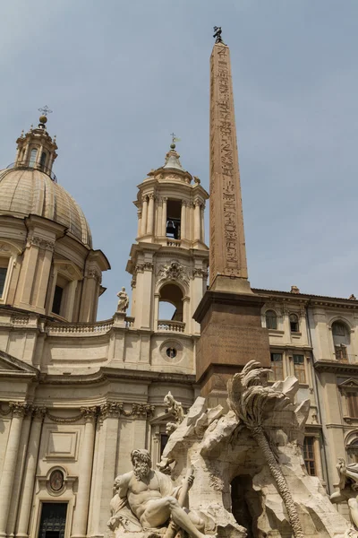 Święty agnese w agone w piazza navona — Zdjęcie stockowe