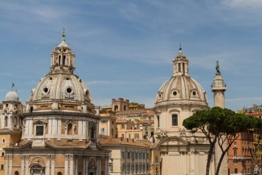 del santissimo nome Chiesa di maria al foro Borghese'nin ve santa maria di loreto Roma