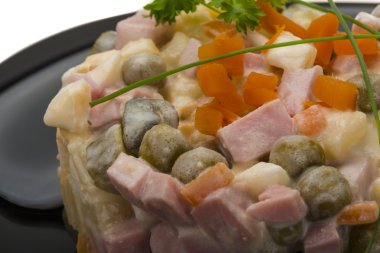 Rus salatası