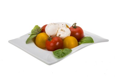 Caprese salatası