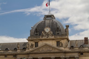 Tarihi bina Paris'te Fransa