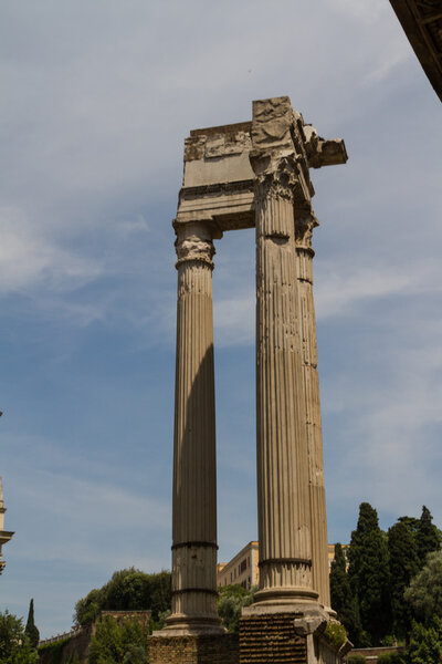 Руины Театра Марчелло, Рим - Италия
