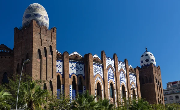 Barcelona Stierkampfarena La monumentale Mosaik Ei Detail in gran via — Stockfoto