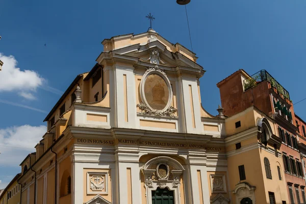 Grande église dans le centre de Rome, Italie . — Photo