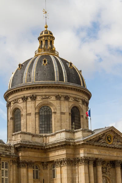 Edificio histórico en París Francia — Foto de Stock