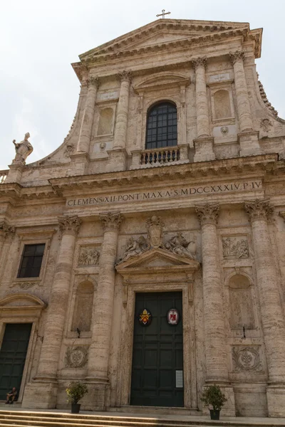 Grande igreja no centro de Roma, Itália . — Fotografia de Stock