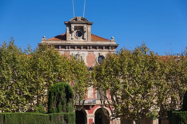 Барселона - Парламент автономной Каталонии. Архитектура — стоковое фото