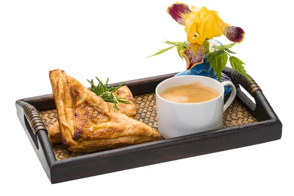 Frühstück - Kaffee und Brötchen — Stockfoto