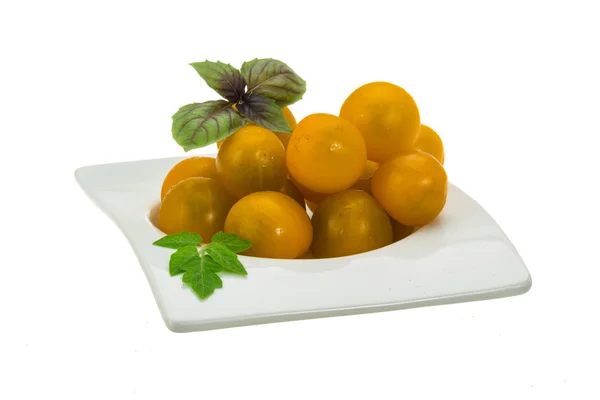 Gelbe Kirschtomate — Stockfoto