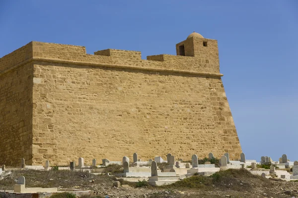 Velha ruína da fortaleza em Mahdia Tunis — Fotografia de Stock