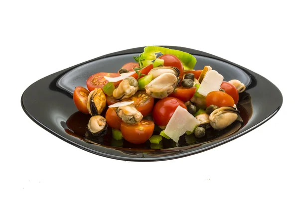 Insalata con cozze e pomodoro — Foto Stock