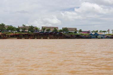 tonle sap Gölü