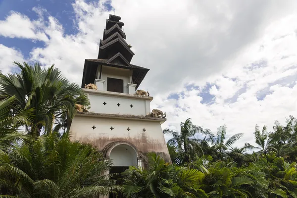 Nong nooch tropisk trädgård — Stockfoto