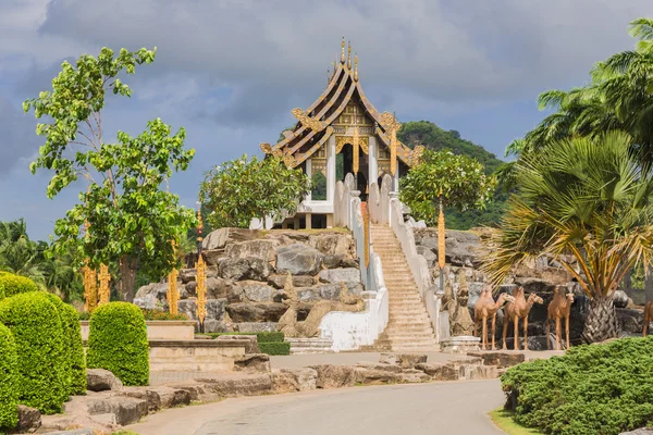 Nong nooch tropische tuin — Stockfoto